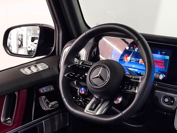 Фото 5 - Mercedes-Benz G-Class AMG