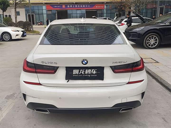 Фото 8 - BMW 3 Series