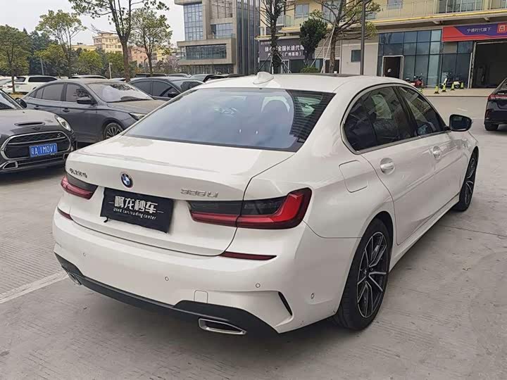 Фото 9 - BMW 3 Series