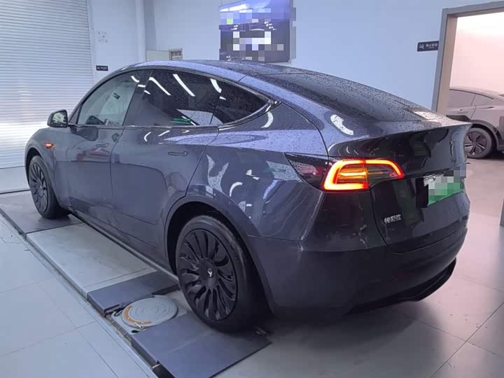 Фото 5 - Tesla Model Y