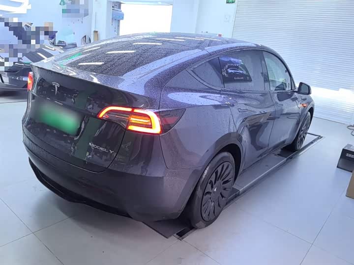 Фото 7 - Tesla Model Y