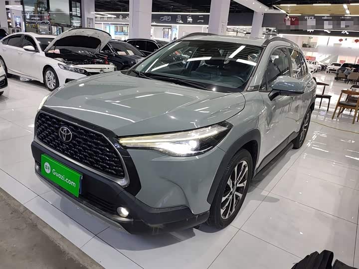 Фото 2 - Toyota Corolla Cross