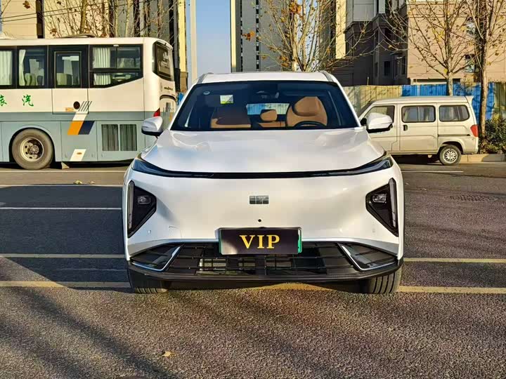 Фото 2 - Geely Galaxy L7