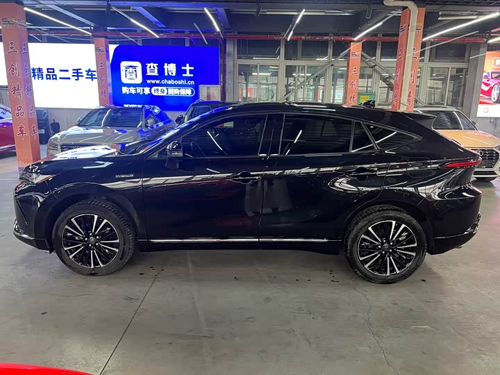 Фото 8 - Toyota Venza