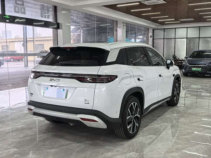 Фото 4 - BYD Song L DM-i Hybrid