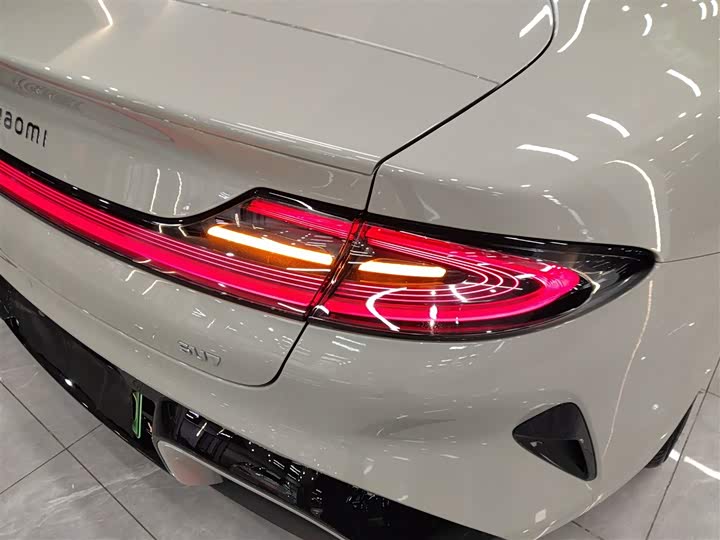 Фото 8 - Xiaomi SU7