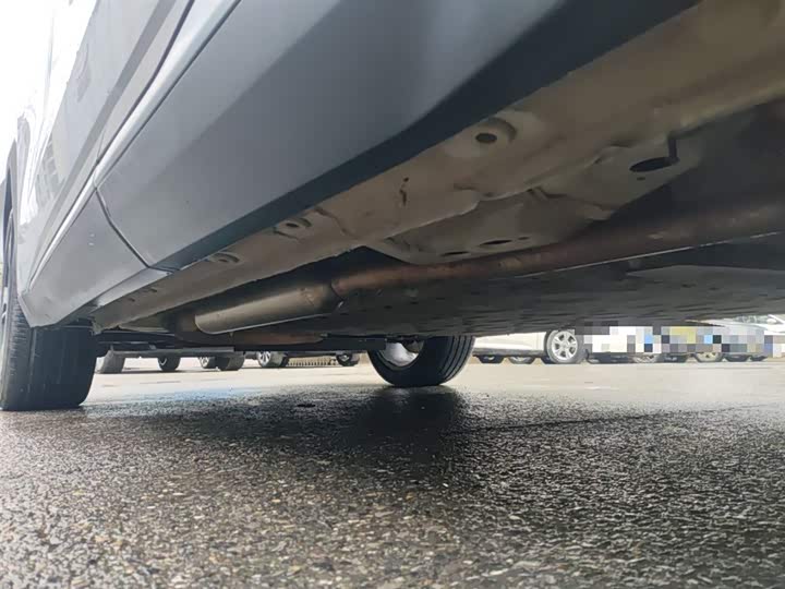 Фото 6 - Geely Galaxy L7