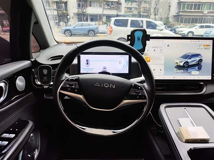 Фото 3 - GAC Aion V