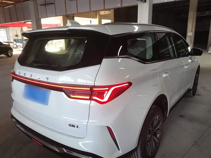 Фото 7 - Geely Jiaji