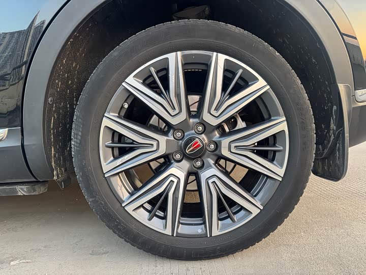 Фото 5 - Hongqi HS5