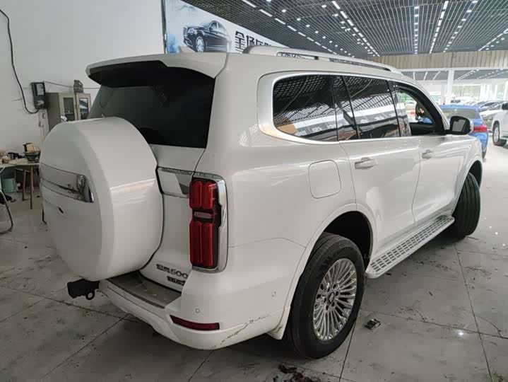 Фото 3 - Tank 500 Hybrid