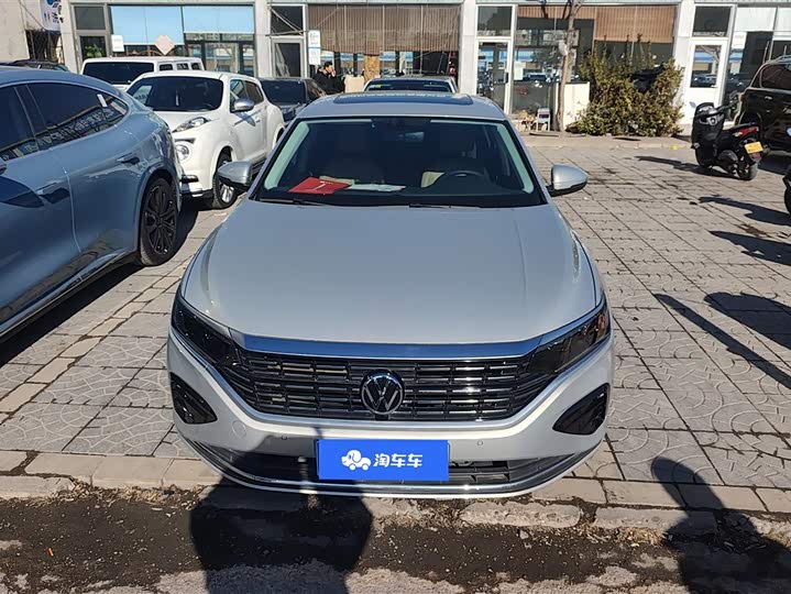 Фото 2 - Volkswagen Passat
