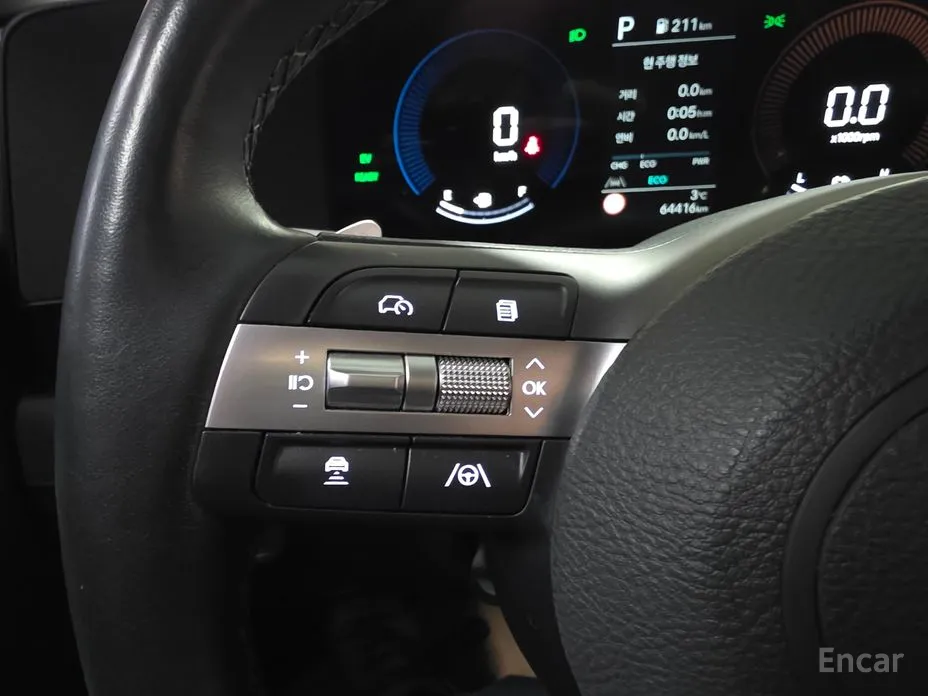 Фото 14 - Hyundai Kona