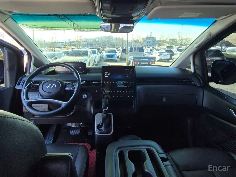 Фото 12 - Hyundai Staria