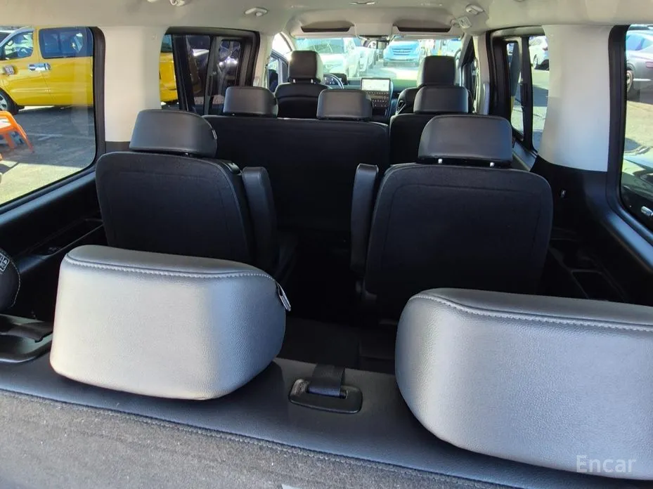 Фото 15 - Hyundai Staria