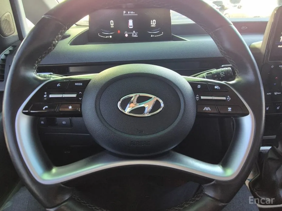 Фото 18 - Hyundai Staria