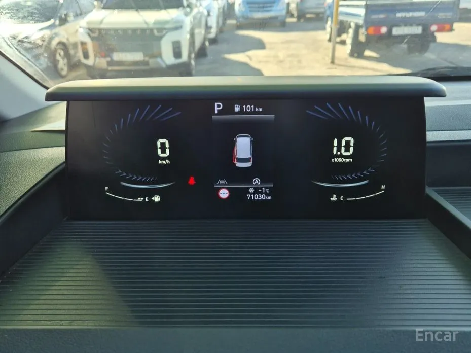 Фото 8 - Hyundai Staria