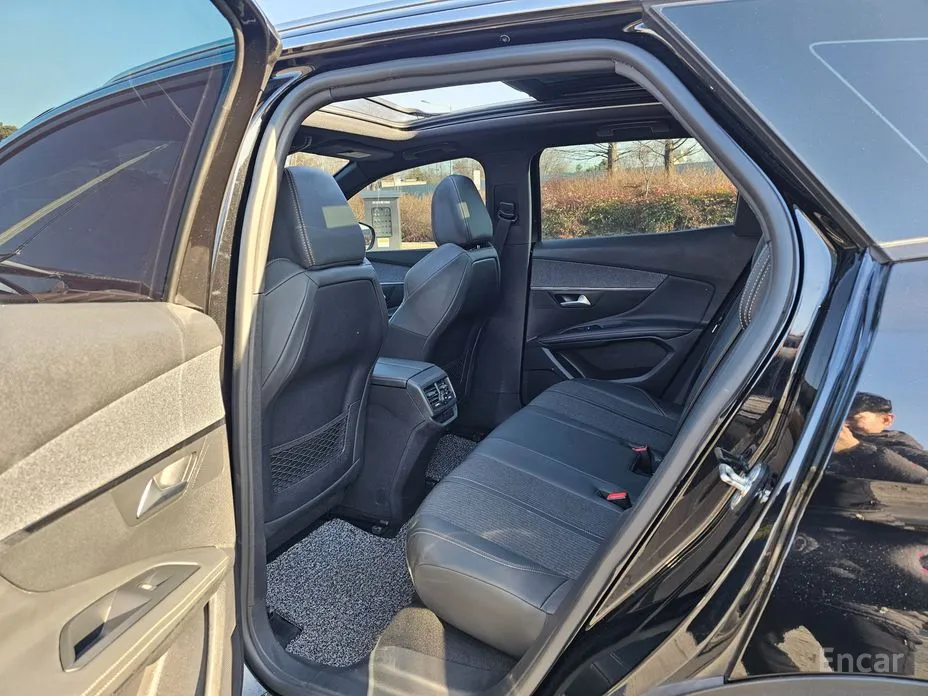 Фото 12 - Peugeot 3008