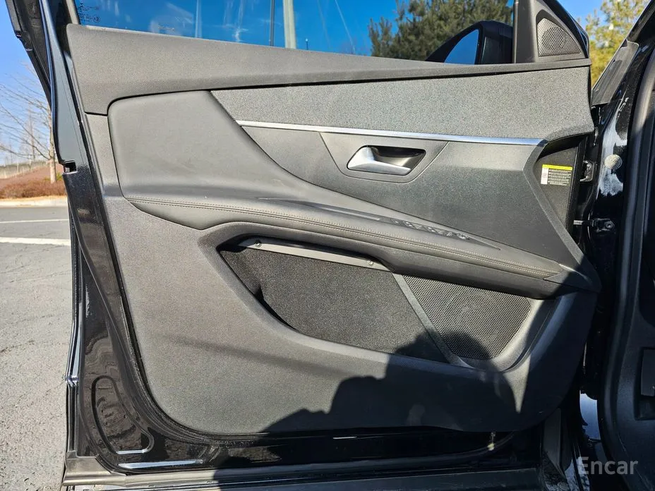 Фото 15 - Peugeot 3008