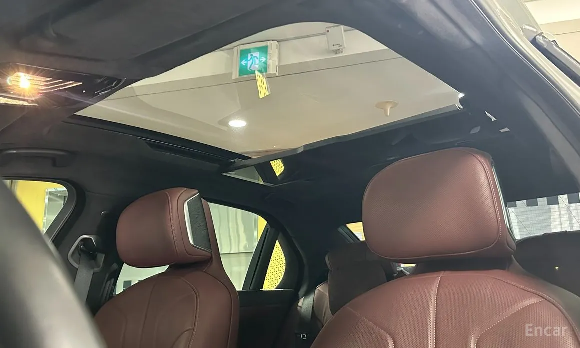 Фото 20 - BMW 7 Series