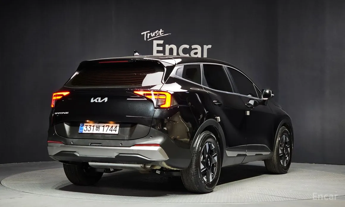 Фото 2 - Kia Sportage