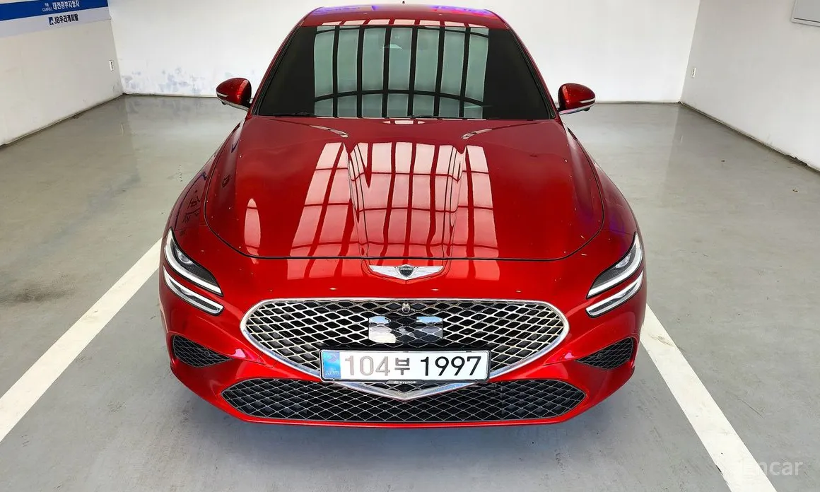 Фото 9 - Genesis G70