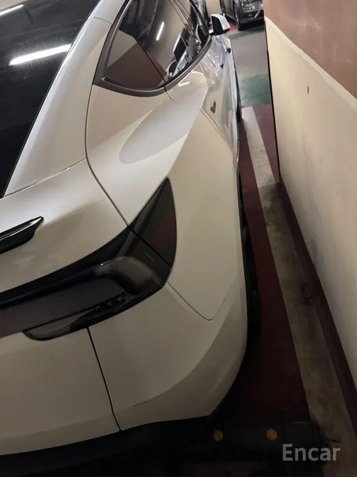 Фото 3 - Tesla Model Y