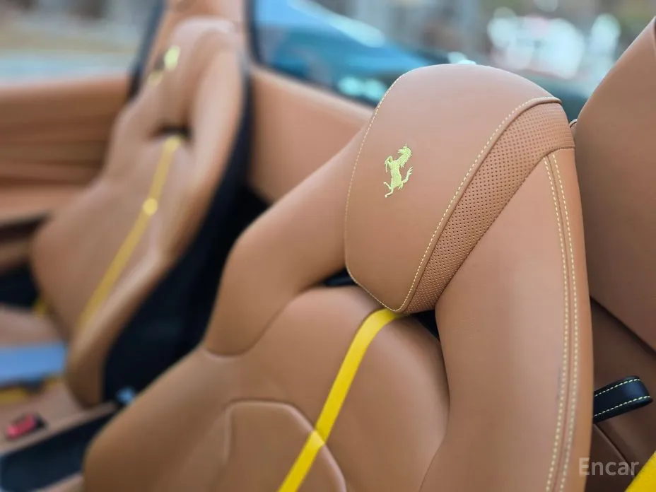 Фото 12 - Ferrari F8