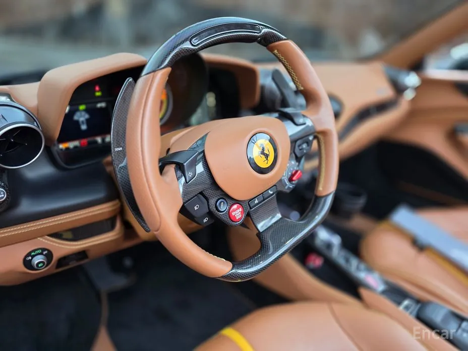 Фото 7 - Ferrari F8