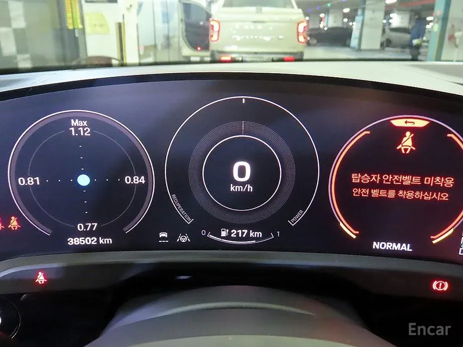 Фото 9 - Porsche Taycan