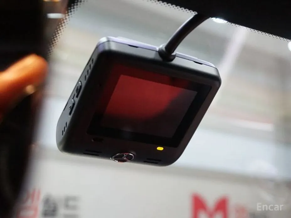 Фото 12 - Mercedes-Benz AMG GT