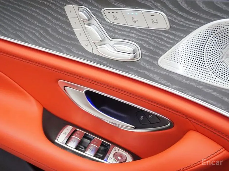 Фото 13 - Mercedes-Benz AMG GT