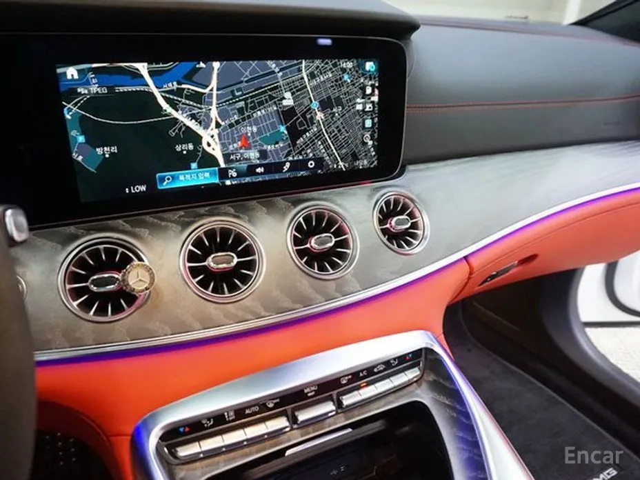 Фото 6 - Mercedes-Benz AMG GT