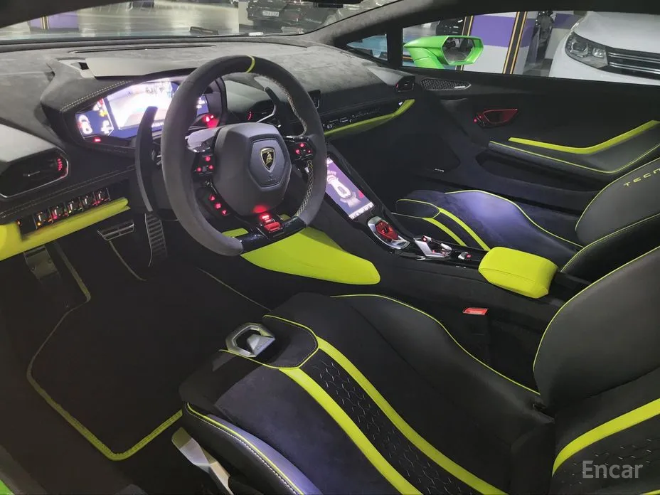 Фото 10 - Lamborghini Huracan