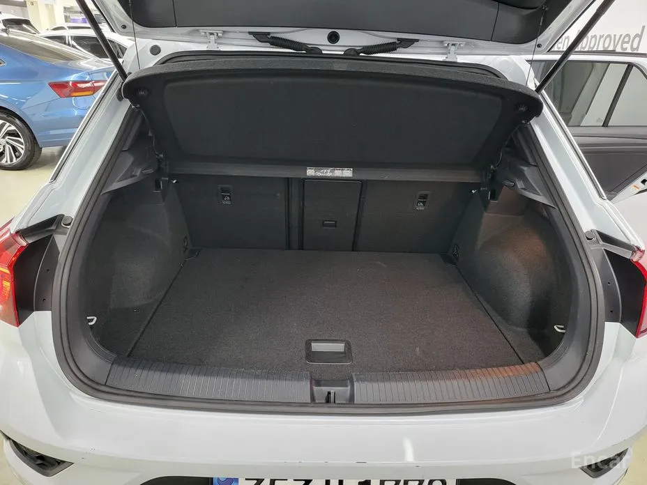 Фото 16 - Volkswagen T-Roc