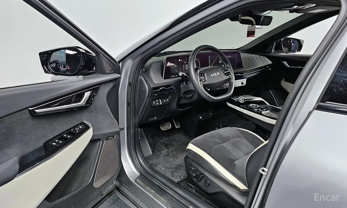 Фото 11 - Kia EV6