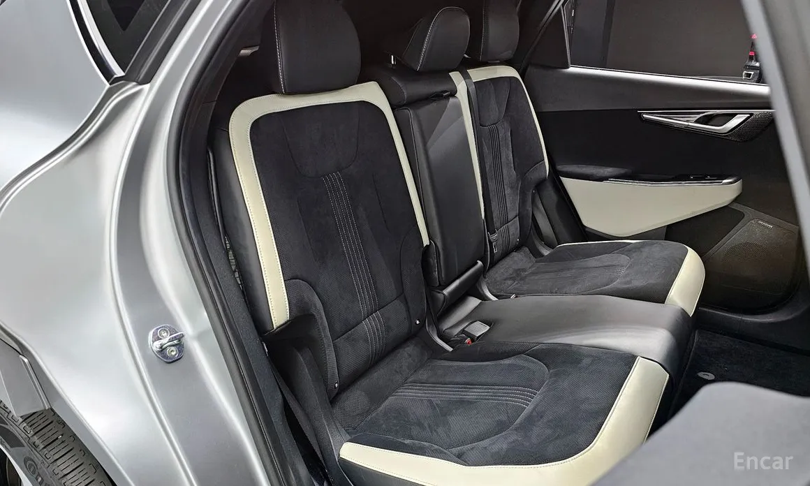 Фото 12 - Kia EV6