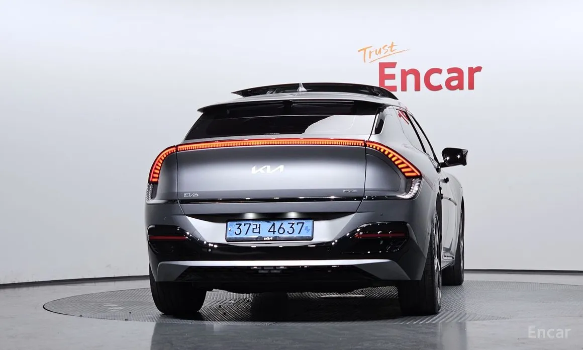 Фото 4 - Kia EV6