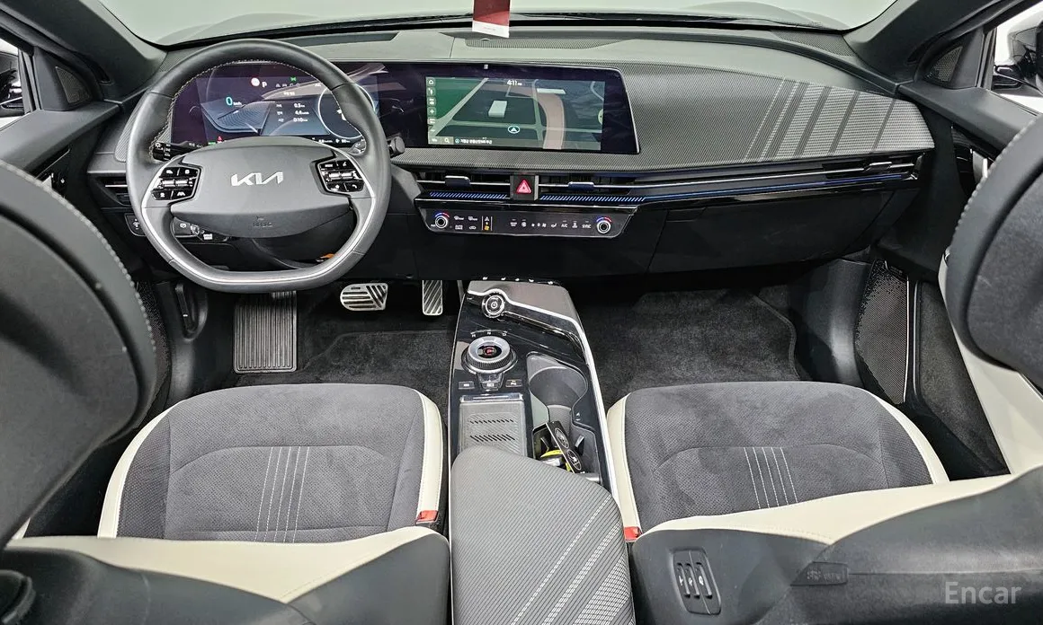 Фото 7 - Kia EV6