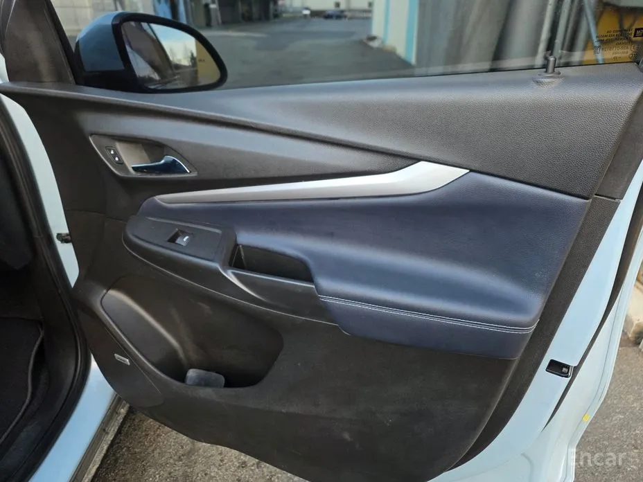 Фото 18 - Chevrolet Bolt EUV