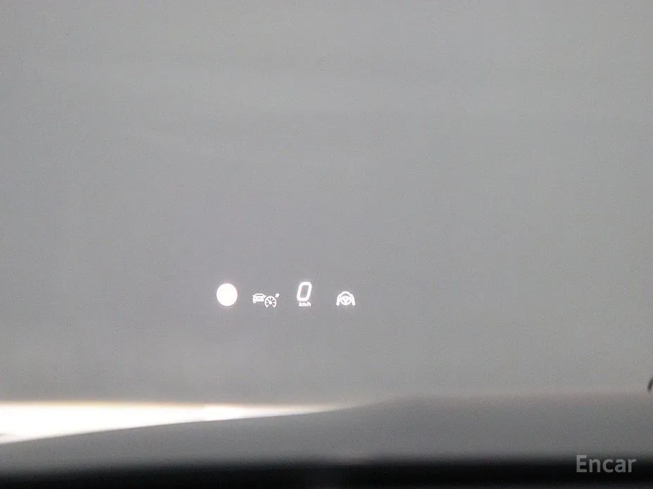 Photo 17 - Mercedes-Benz E-Class