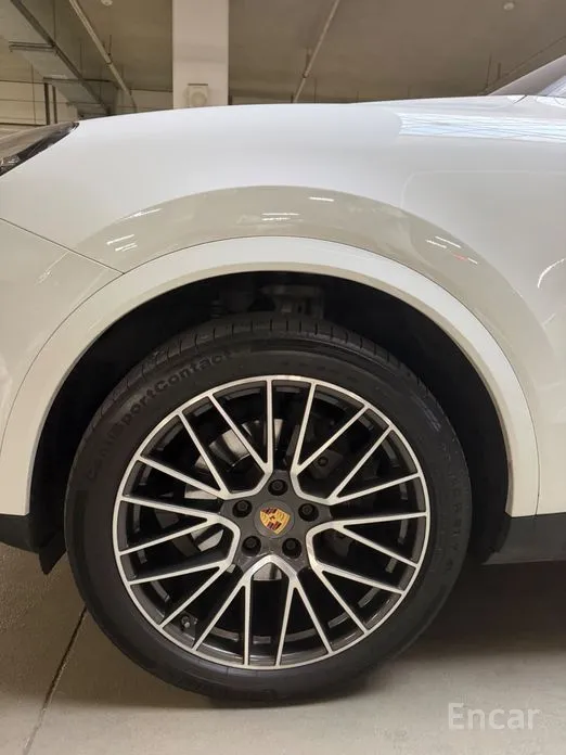 Фото 8 - Porsche Cayenne