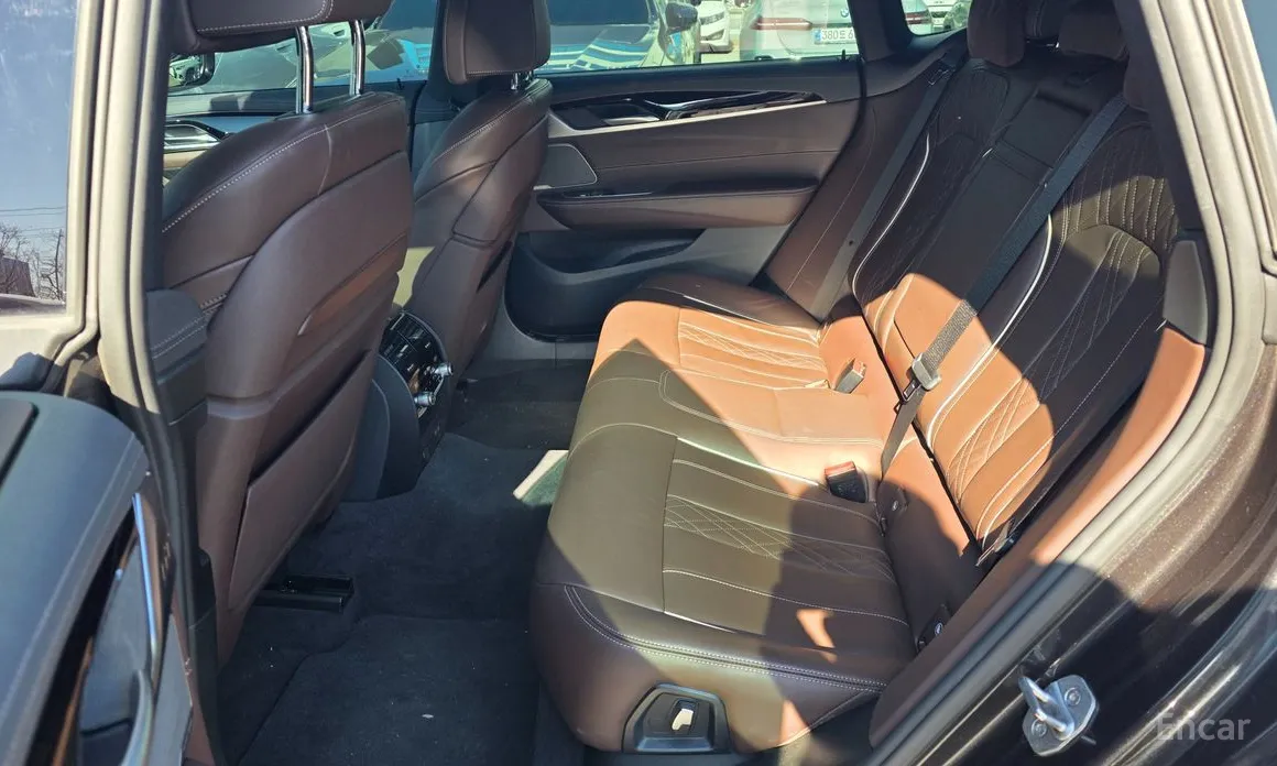 Фото 11 - BMW Gran Turismo