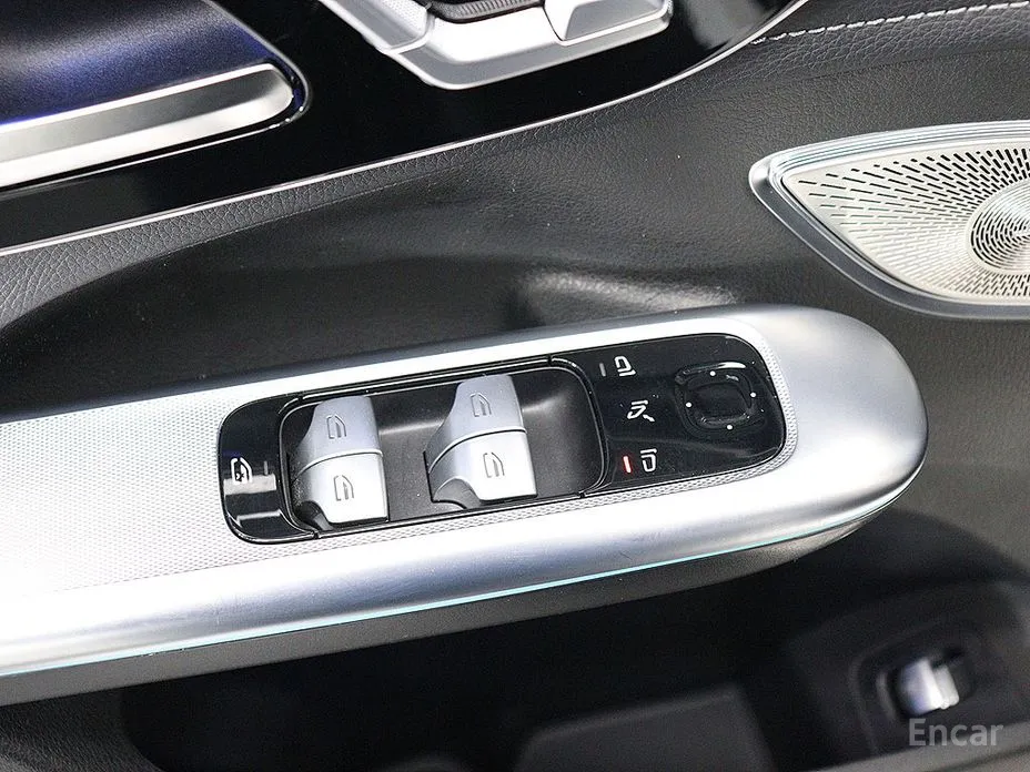 Фото 6 - Mercedes-Benz EQE