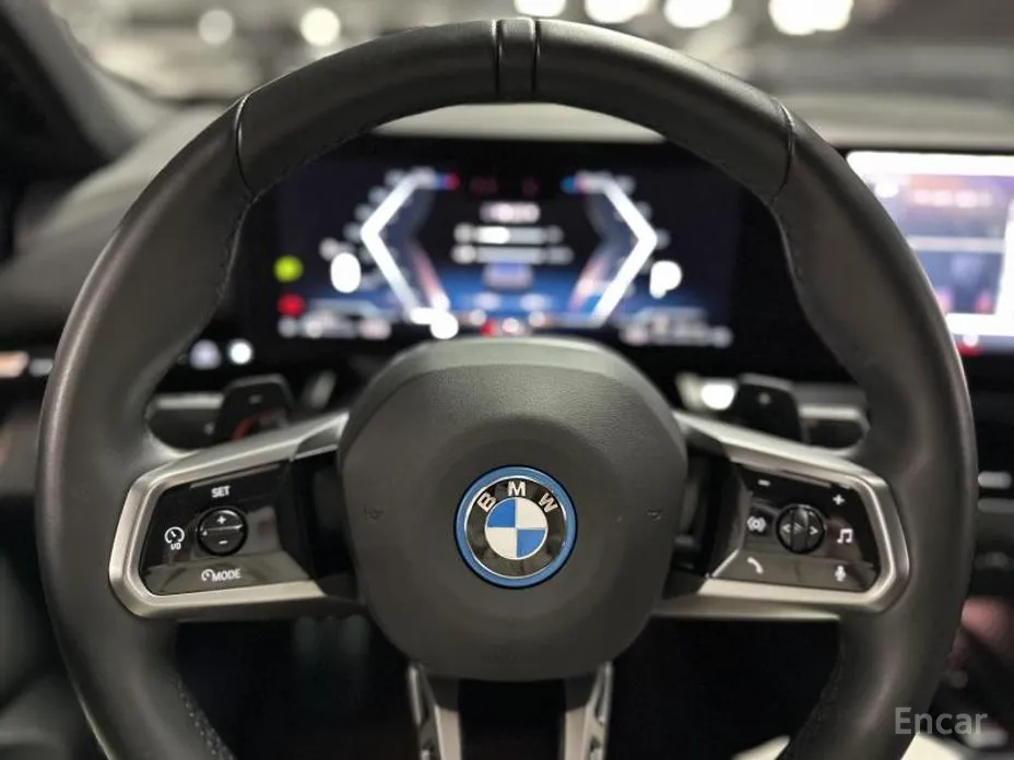 Фото 10 - BMW 5 Series