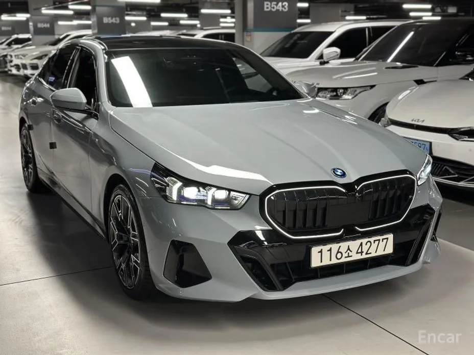 Фото 2 - BMW 5 Series