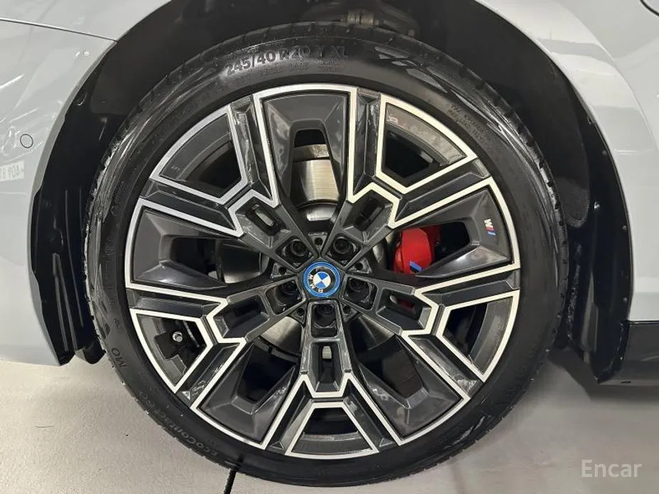 Фото 20 - BMW 5 Series