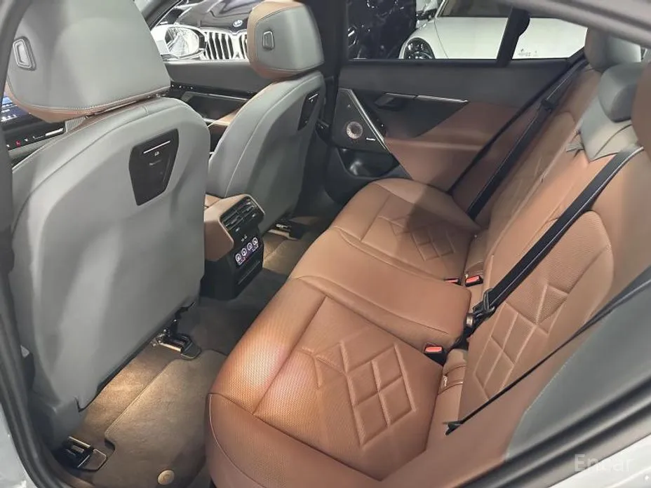 Фото 8 - BMW 5 Series