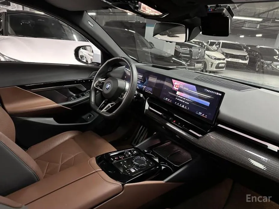 Фото 9 - BMW 5 Series