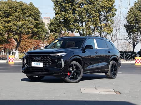 Фото 1 - Audi Q6